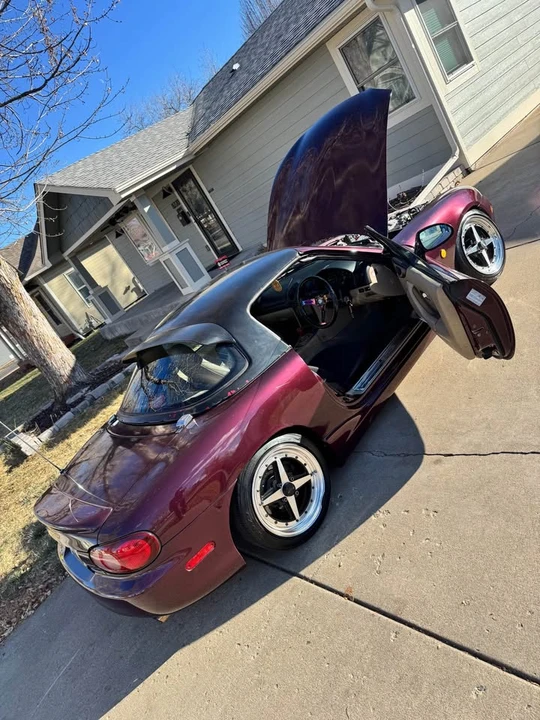 2000 Mazda NB MX-5 Miata - Image 9 of 10