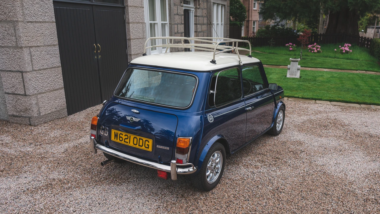 2000 Mini Mini Mark VII - Image 3 of 31