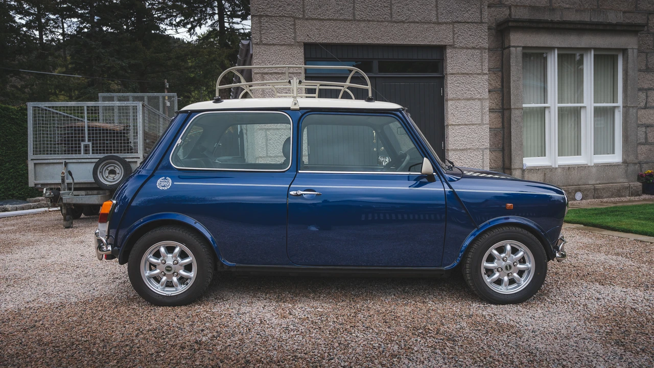 2000 Mini Mini Mark VII - Image 5 of 31