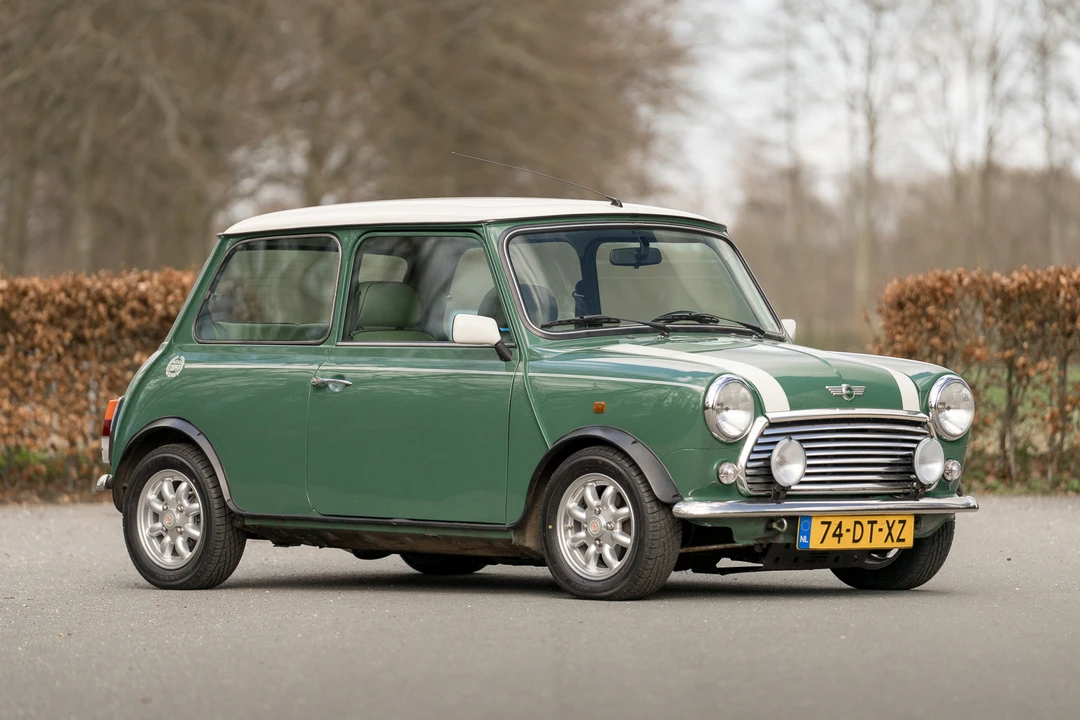 2000 Mini Mini Mark VII - Image 2 of 31