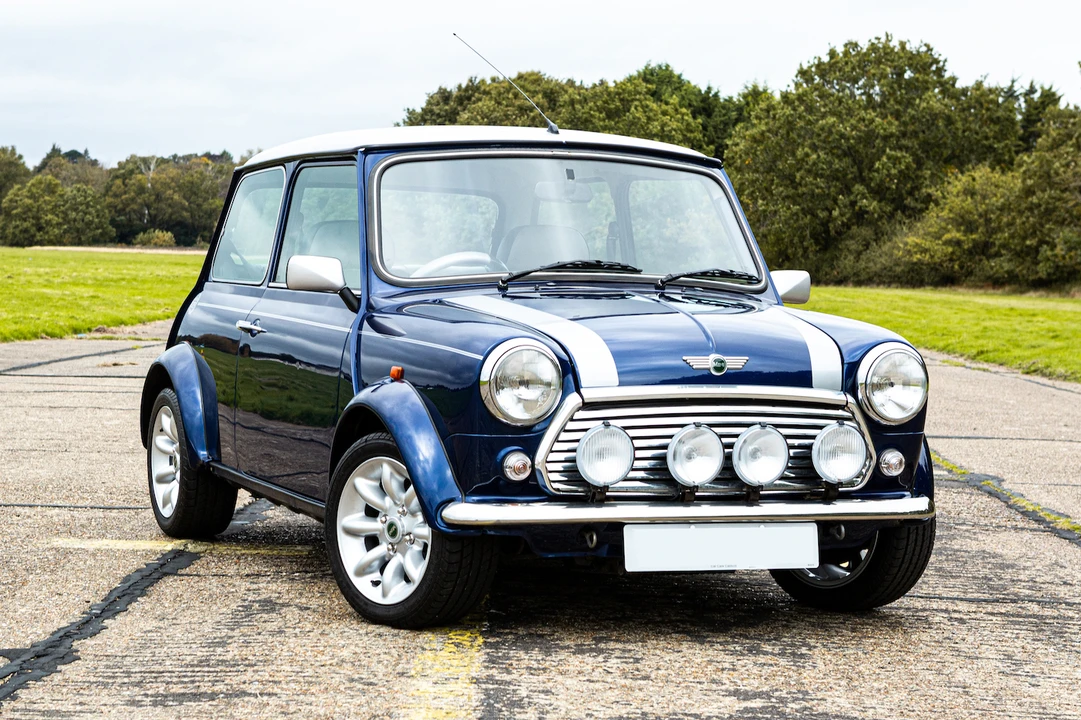 2000 Mini Mini Mark VII - Image 2 of 31