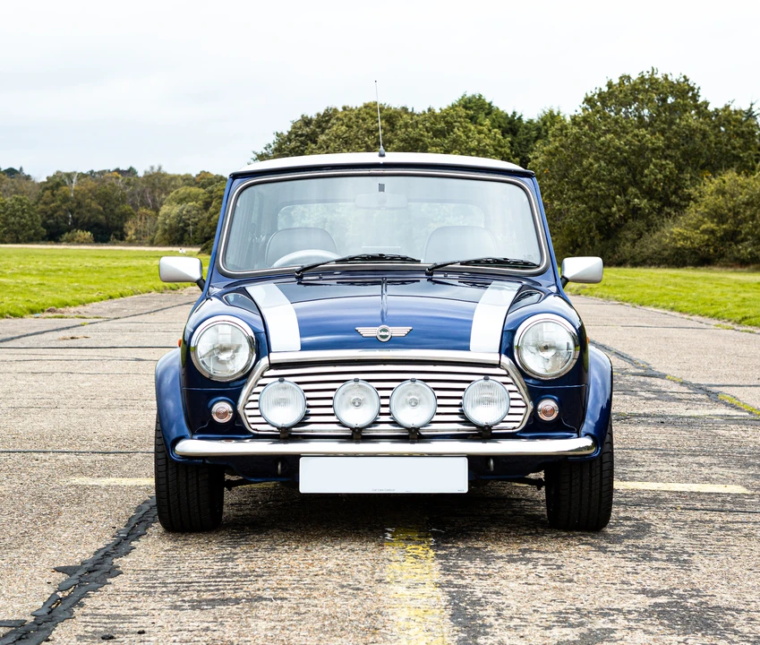 2000 Mini Mini Mark VII - Image 3 of 31