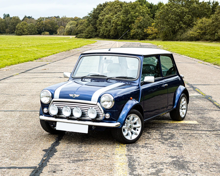 2000 Mini Mini Mark VII - Image 4 of 31