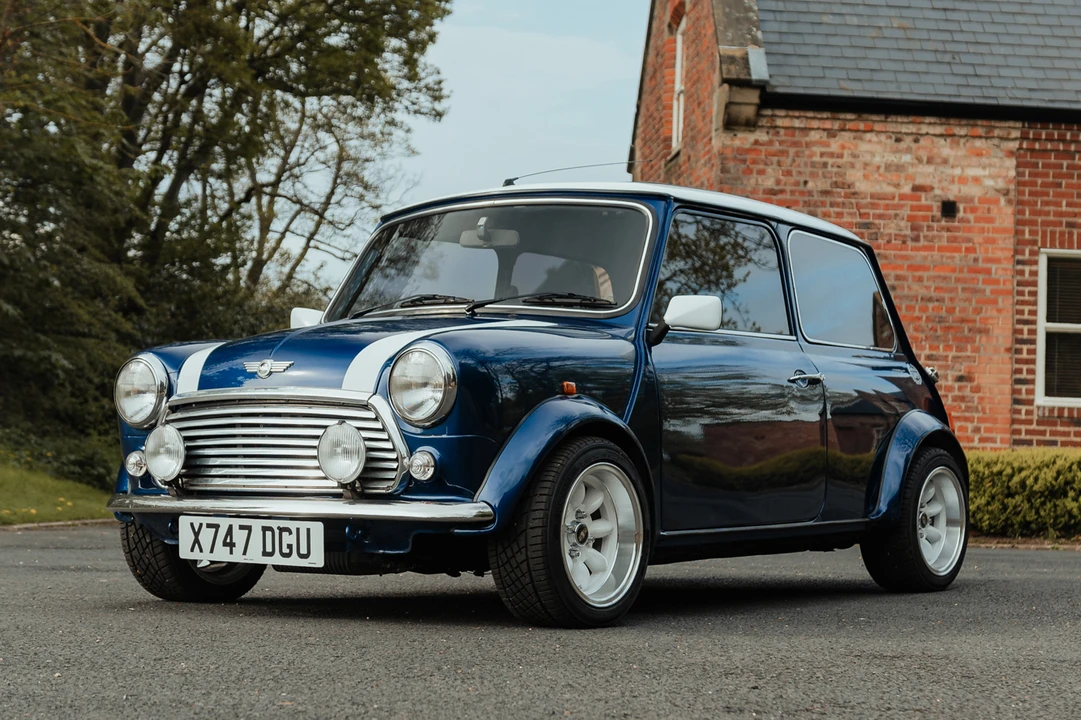 2000 Mini Mini Mark VII - Image 2 of 31