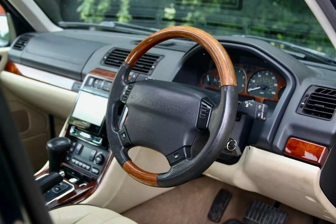 2000 Land Rover Range Rover P38A - Image 25 of 30