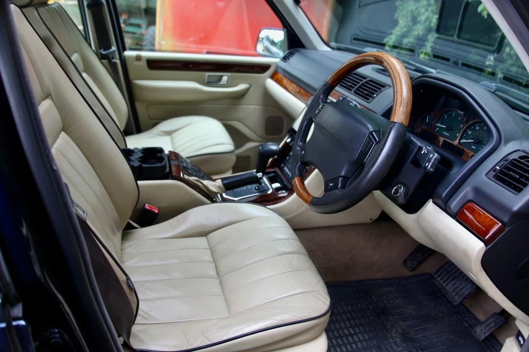 2000 Land Rover Range Rover P38A - Image 24 of 30