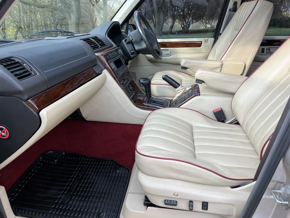 2000 Land Rover Range Rover P38A - Image 24 of 30