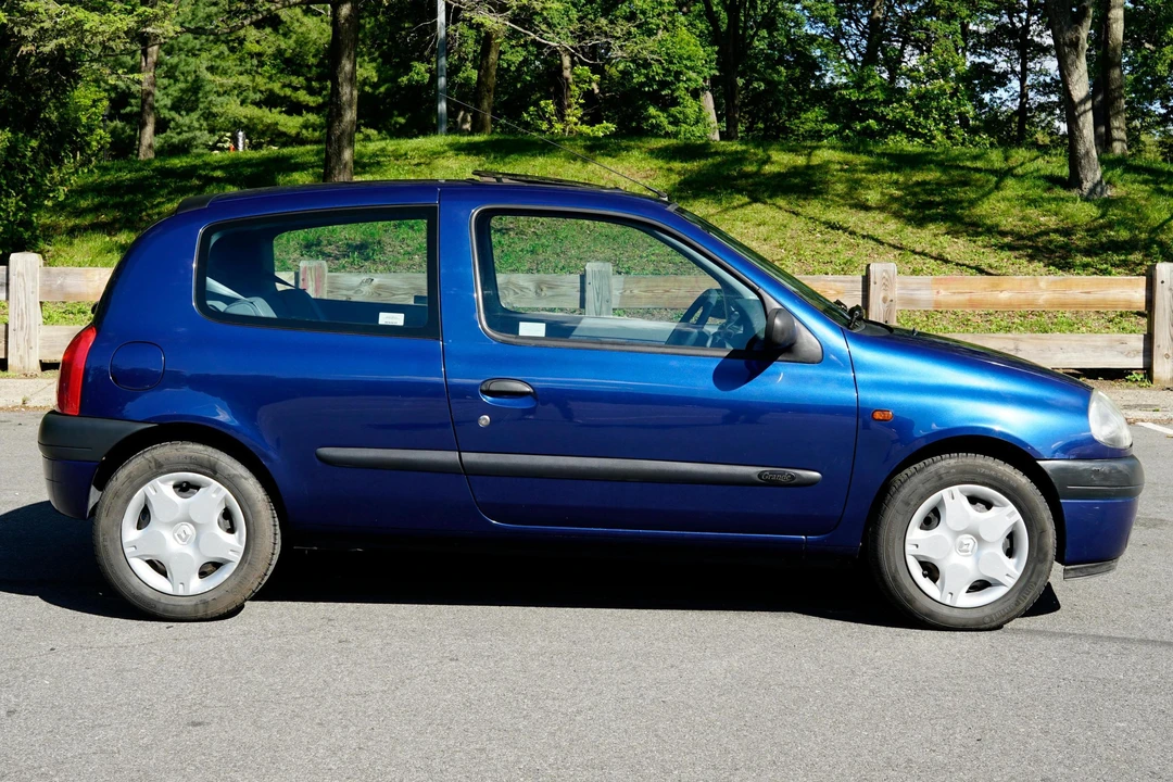 2000 Renault Clio 2nd Gen - Image 3 of 31