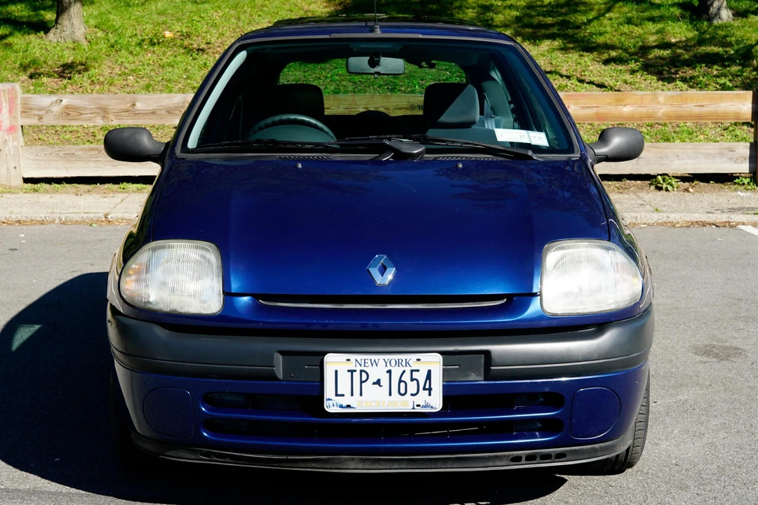 2000 Renault Clio 2nd Gen - Image 2 of 31