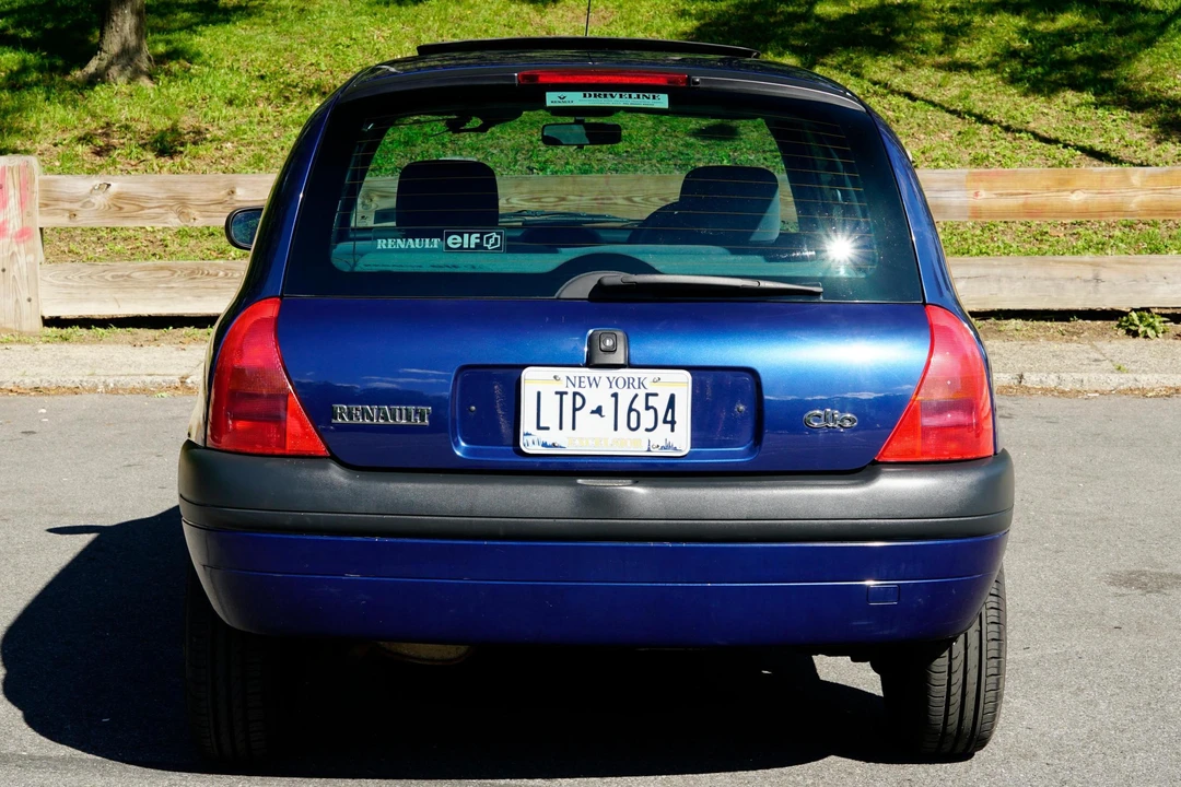 2000 Renault Clio 2nd Gen - Image 5 of 31