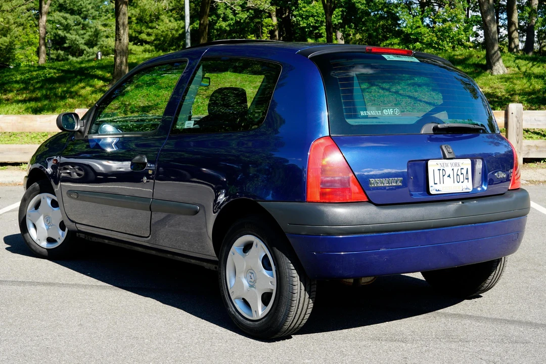 2000 Renault Clio 2nd Gen - Image 4 of 31