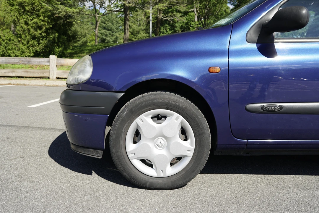 2000 Renault Clio 2nd Gen - Image 23 of 31