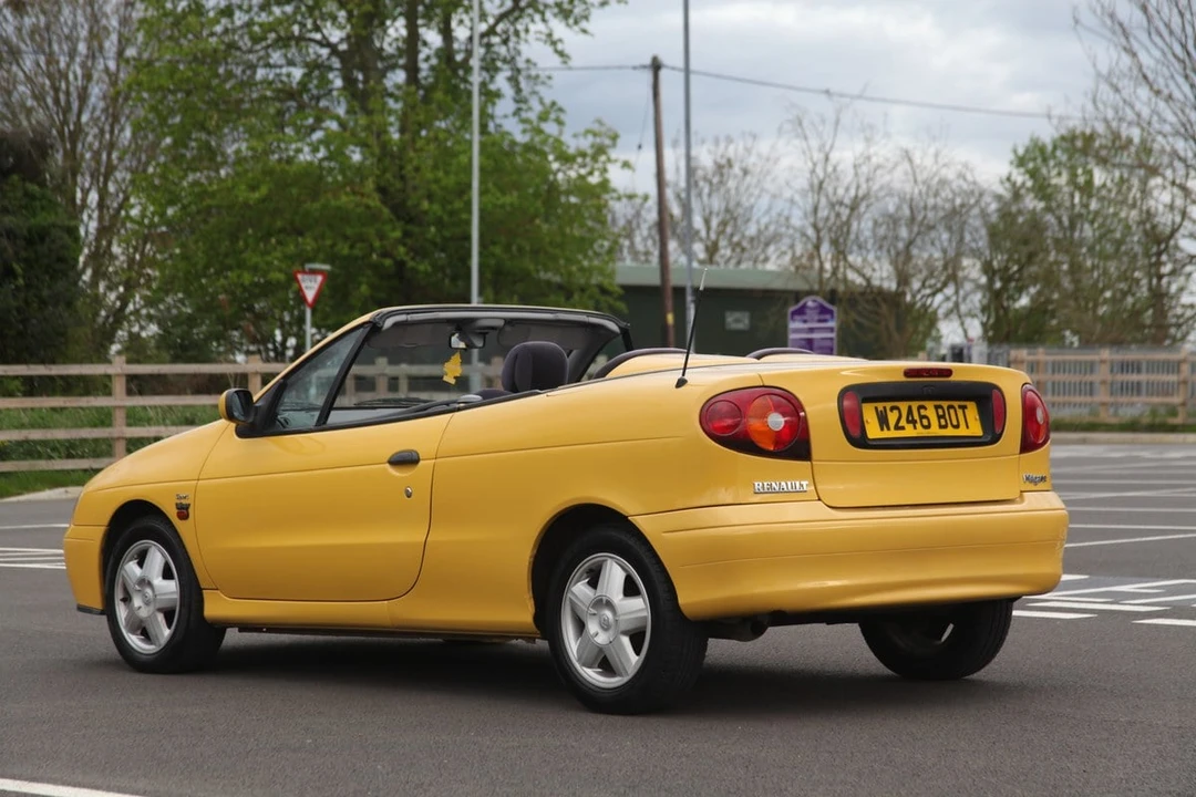 2000 Renault Megane 1st Gen - Image 9 of 30
