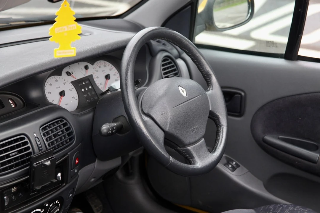 2000 Renault Megane 1st Gen - Image 29 of 30