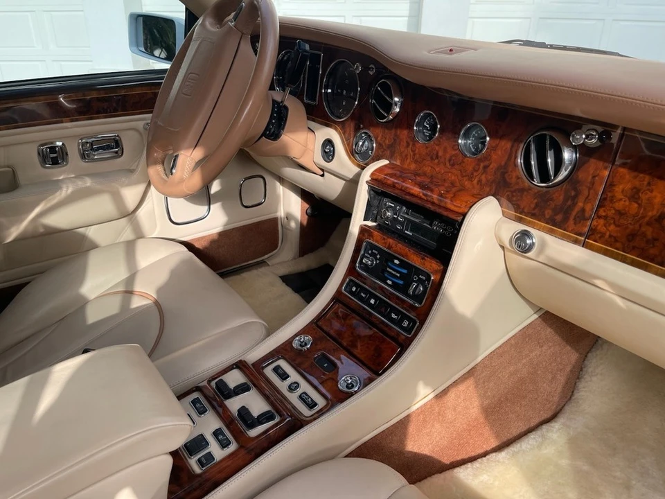 2000 Rolls-Royce Corniche Series V - Image 6 of 21