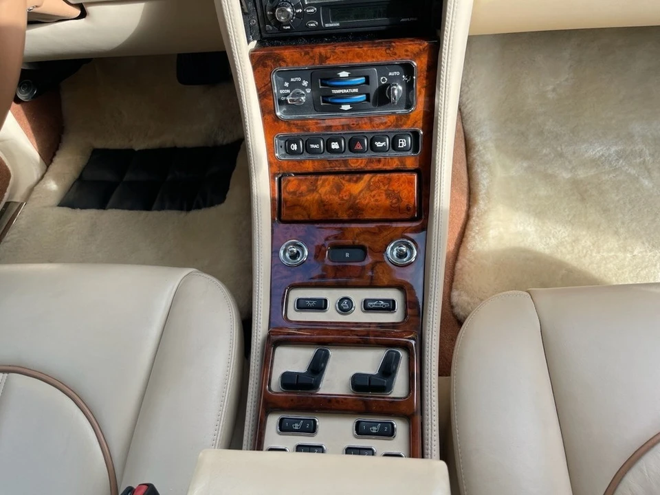 2000 Rolls-Royce Corniche Series V - Image 7 of 21