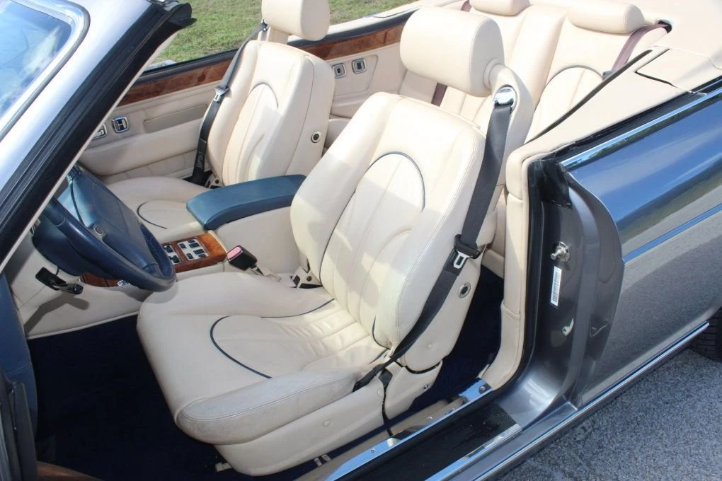 2000 Rolls-Royce Corniche Series V - Image 18 of 31