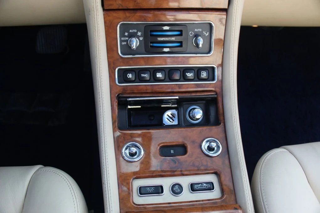 2000 Rolls-Royce Corniche Series V - Image 25 of 31