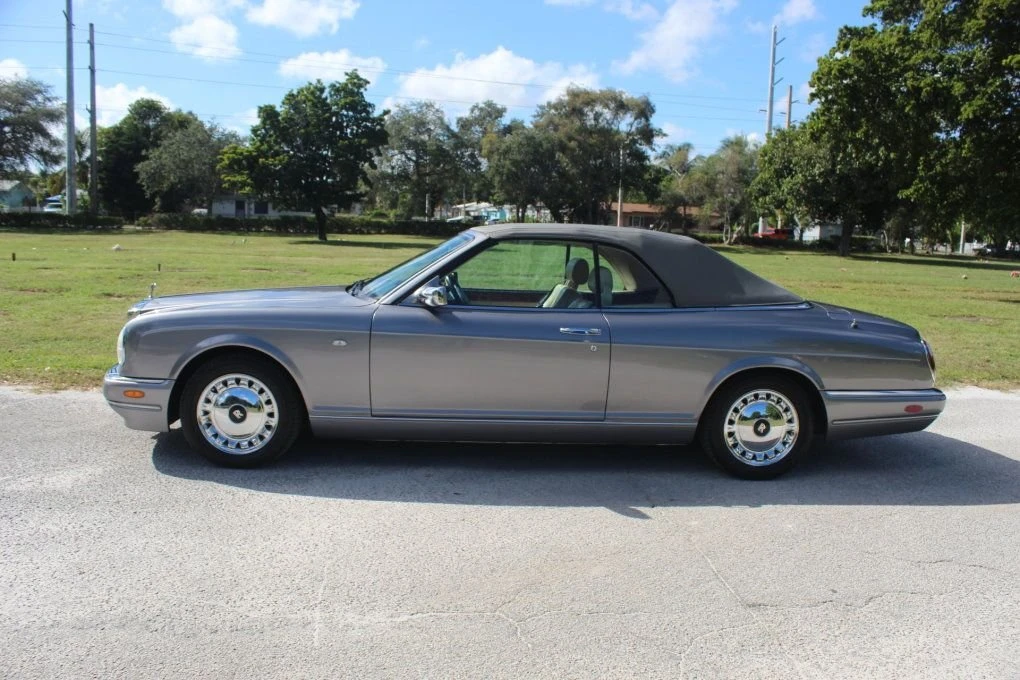 2000 Rolls-Royce Corniche Series V - Image 9 of 31