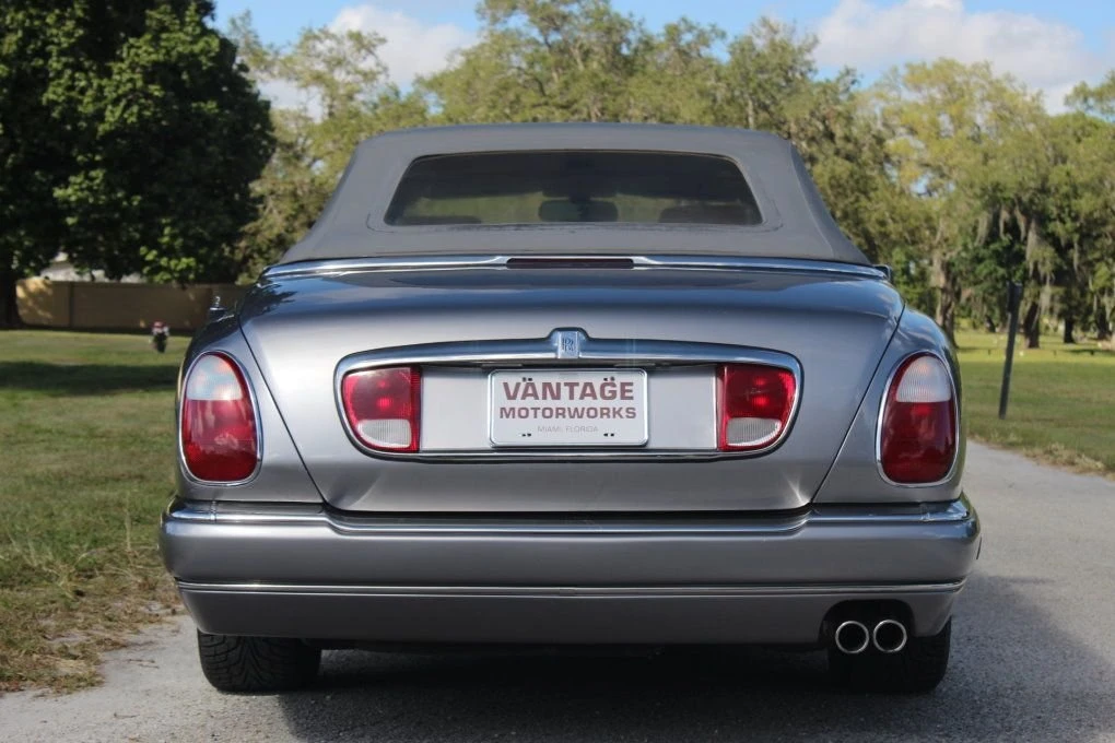 2000 Rolls-Royce Corniche Series V - Image 2 of 31