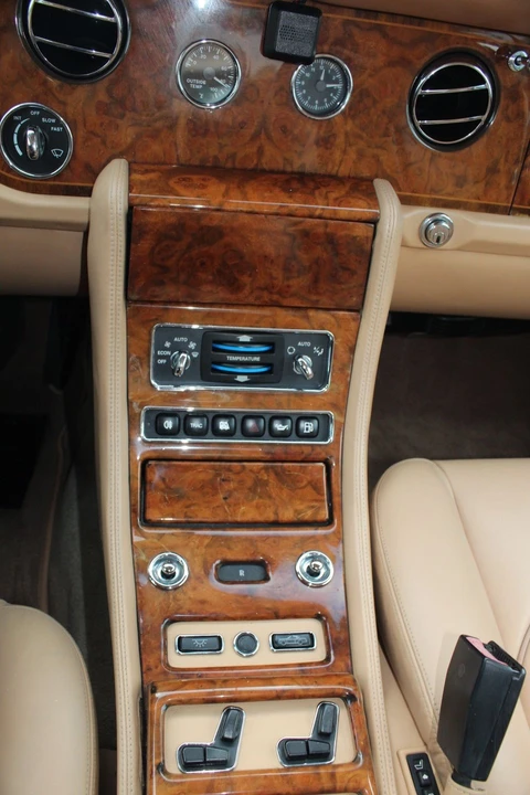 2000 Rolls-Royce Corniche Series V - Image 13 of 31