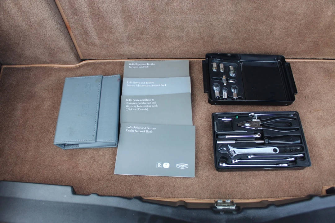 2000 Rolls-Royce Corniche Series V - Image 16 of 31