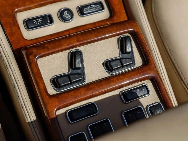 2000 Rolls-Royce Corniche Series V - Image 31 of 31