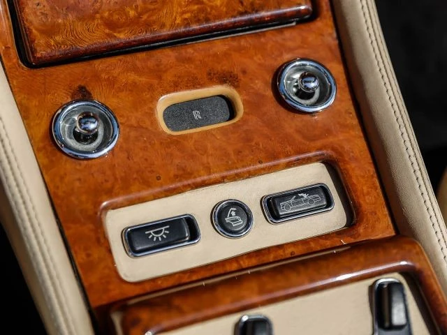 2000 Rolls-Royce Corniche Series V - Image 30 of 31