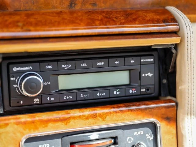 2000 Rolls-Royce Corniche Series V - Image 28 of 31