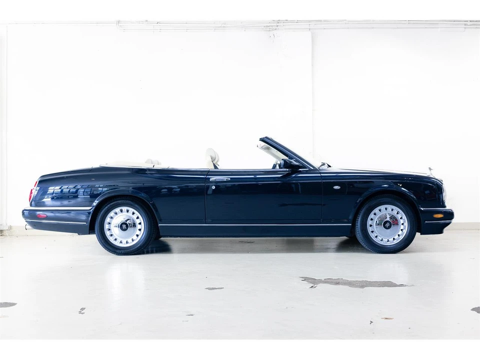 2000 Rolls-Royce Corniche Series V - Image 3 of 31