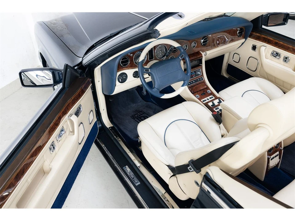 2000 Rolls-Royce Corniche Series V - Image 8 of 31