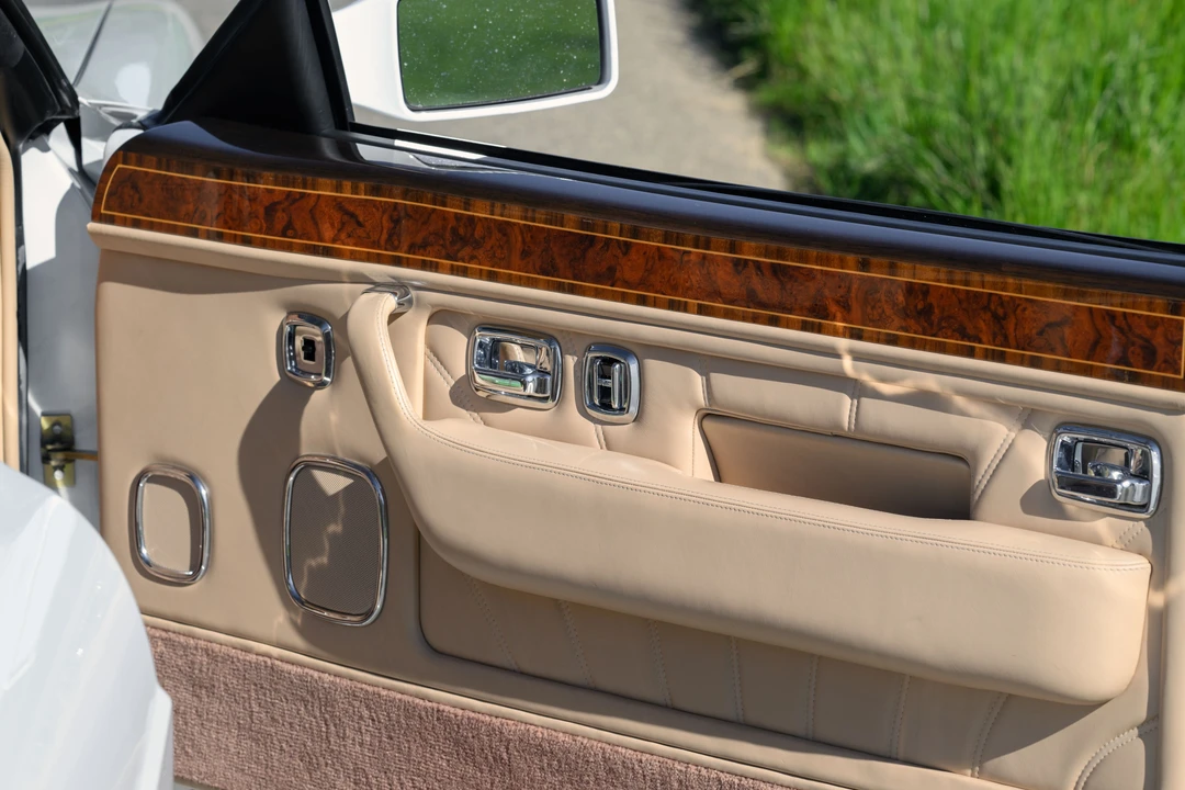 2000 Rolls-Royce Corniche Series V - Image 12 of 31