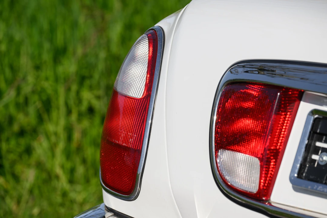 2000 Rolls-Royce Corniche Series V - Image 14 of 31