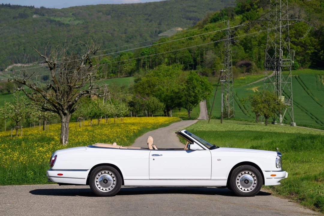 2000 Rolls-Royce Corniche Series V - Image 4 of 31