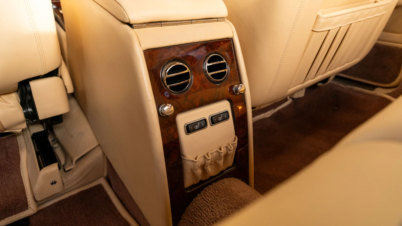 2000 Rolls-Royce Corniche Series V - Image 14 of 31