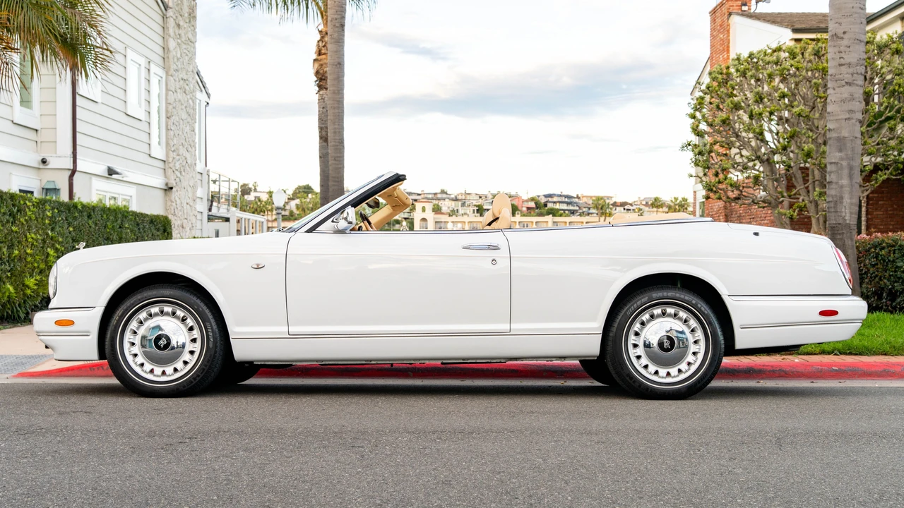 2000 Rolls-Royce Corniche Series V - Image 31 of 31
