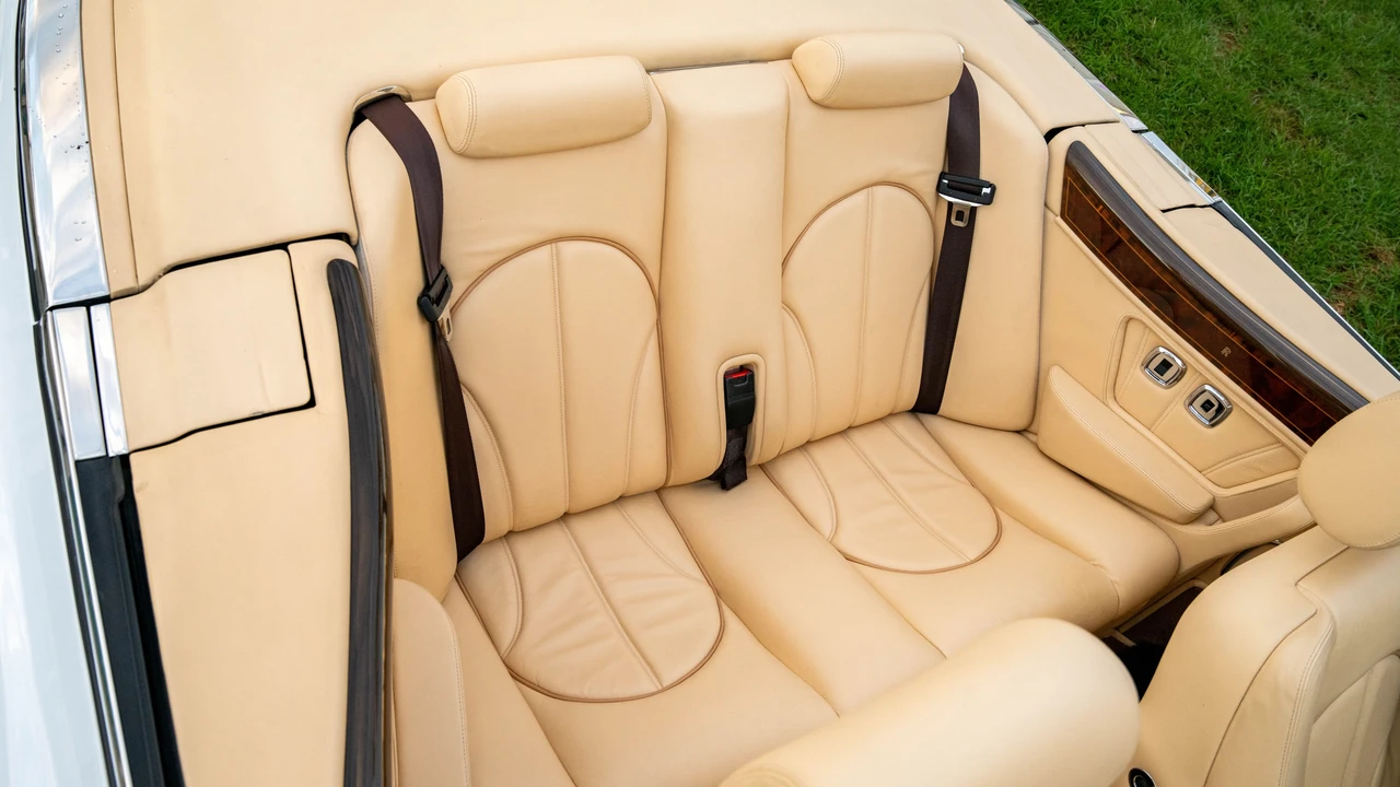 2000 Rolls-Royce Corniche Series V - Image 6 of 31