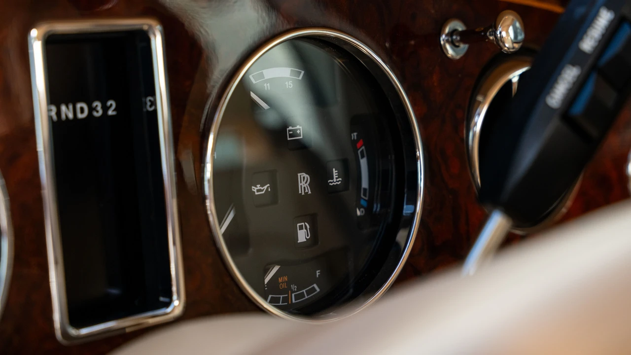2000 Rolls-Royce Corniche Series V - Image 13 of 31