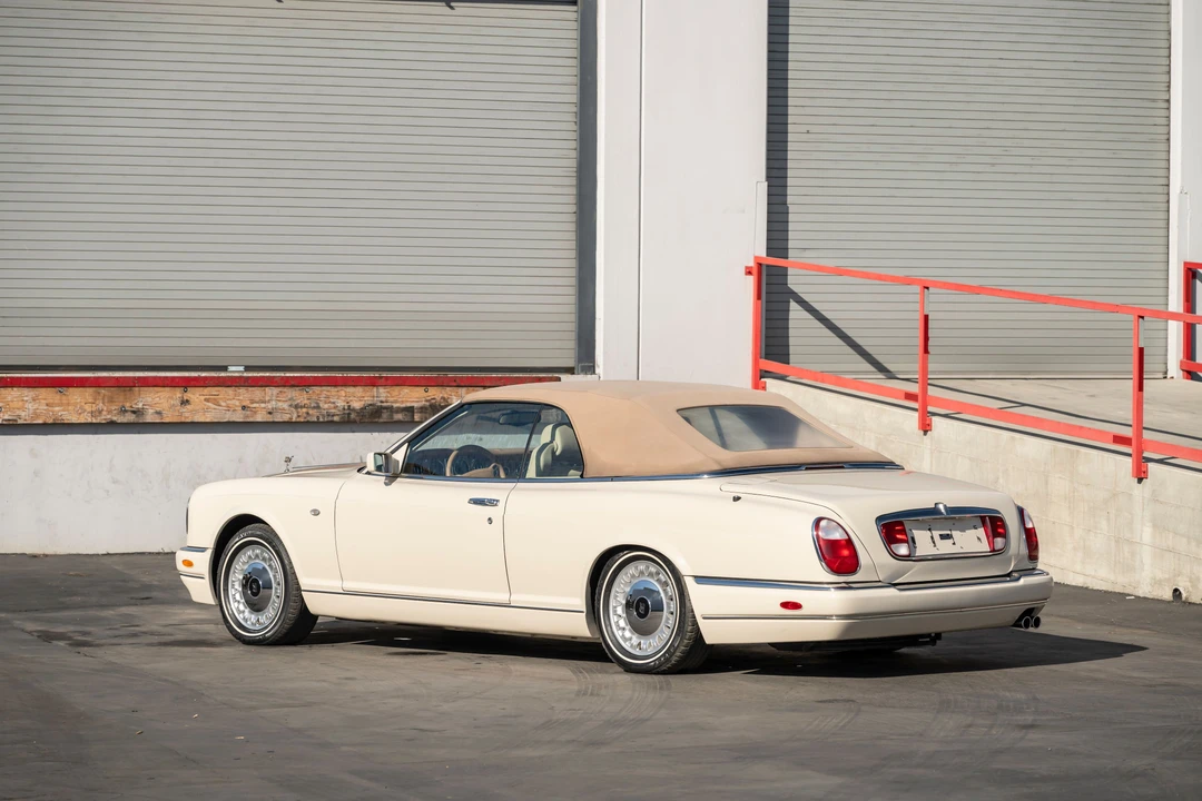 2000 Rolls-Royce Corniche Series V - Image 3 of 31