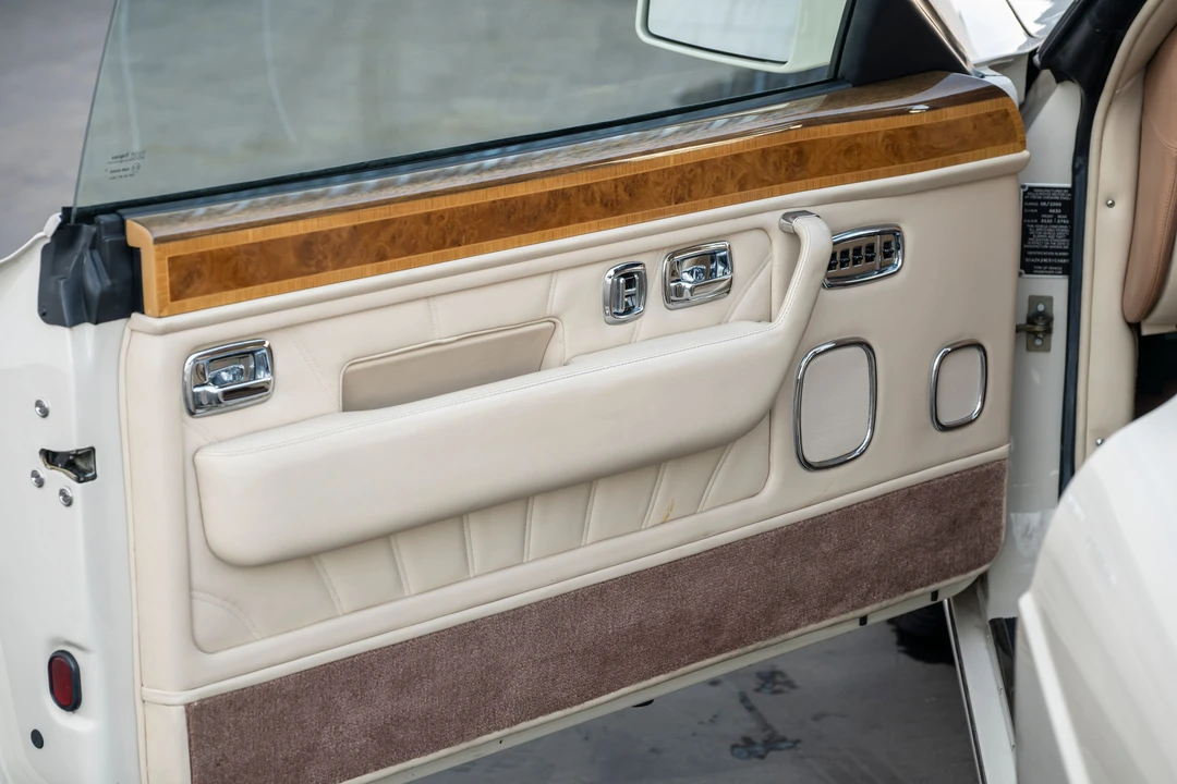 2000 Rolls-Royce Corniche Series V - Image 28 of 31