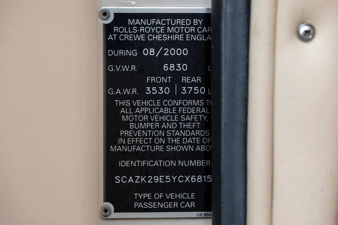 2000 Rolls-Royce Corniche Series V - Image 8 of 31