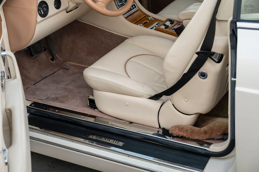 2000 Rolls-Royce Corniche Series V - Image 27 of 31