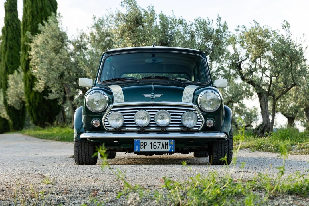 2000 Mini Mini Mark VII - Image 2 of 30