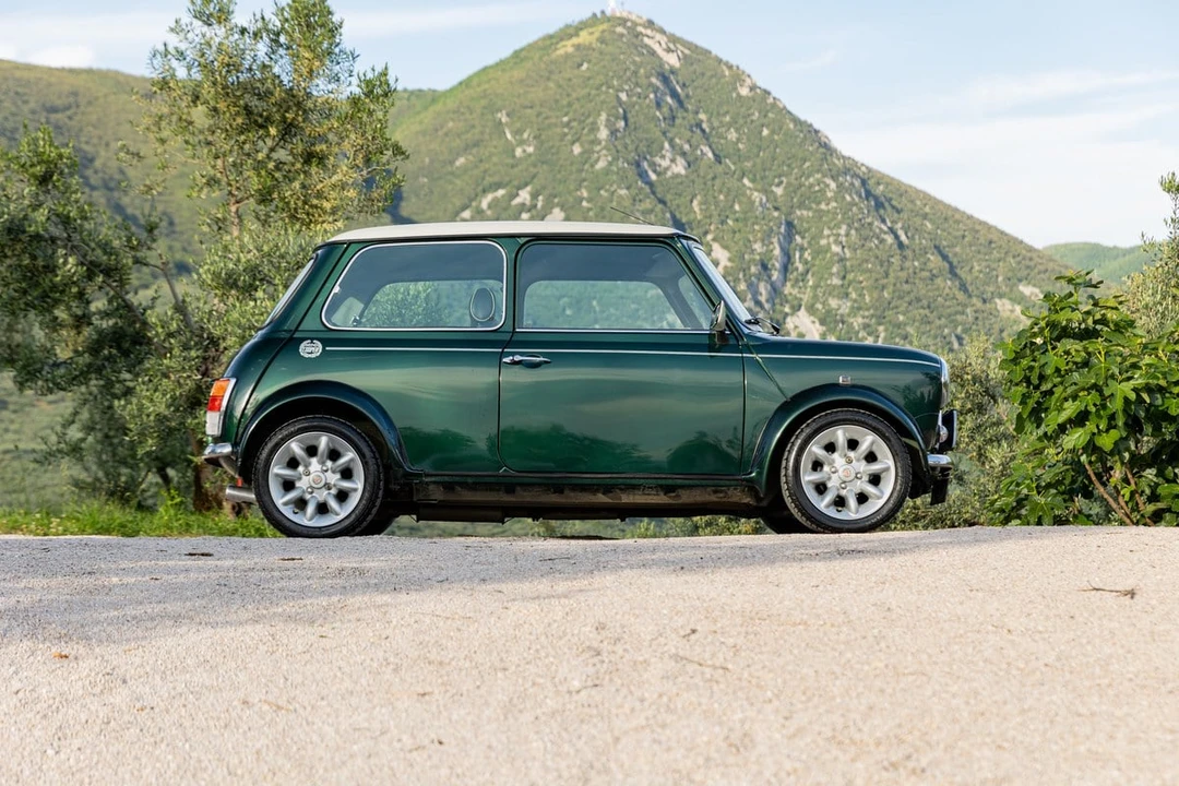 2000 Mini Mini Mark VII - Image 16 of 30