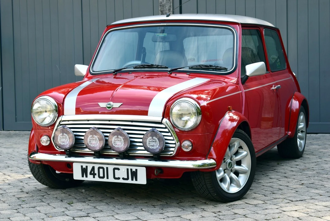 2000 Mini Mini Mark VII - Image 2 of 30
