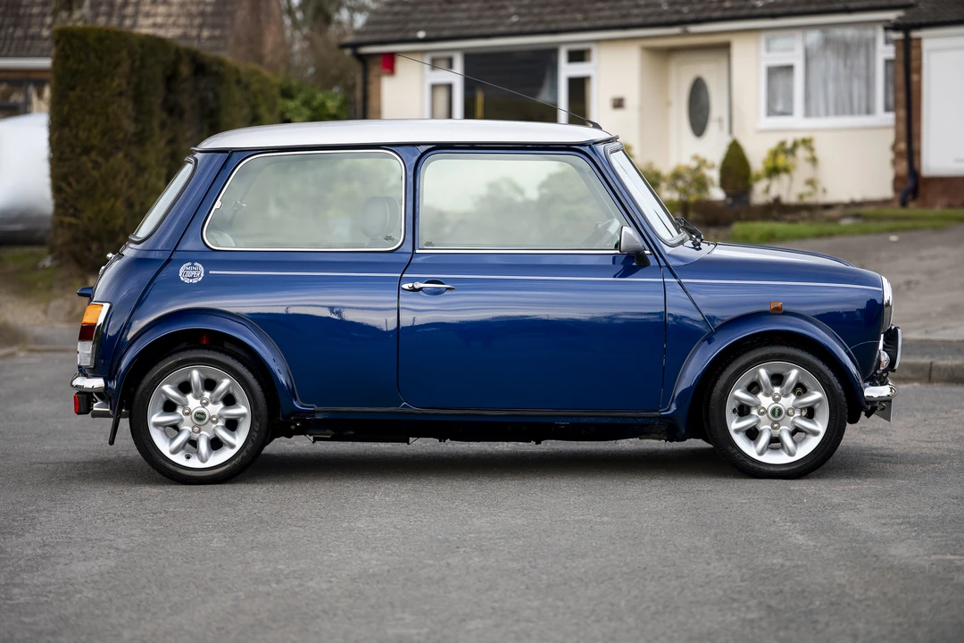 2000 Mini Mini Mark VII - Image 4 of 31
