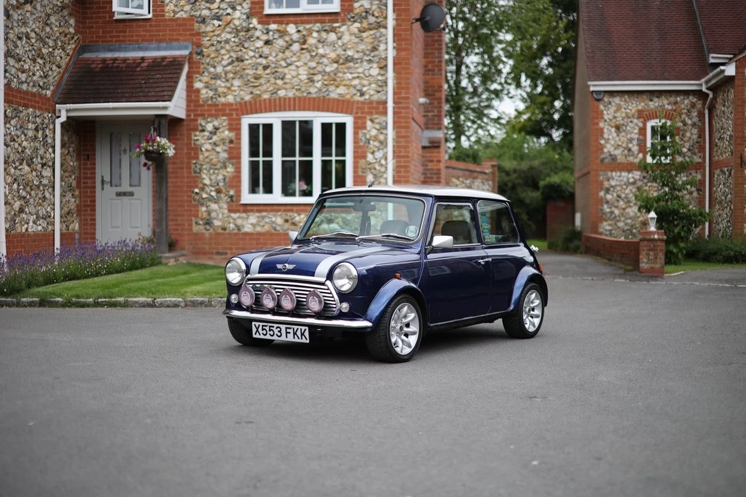 2000 Mini Mini Mark VII - Image 2 of 30