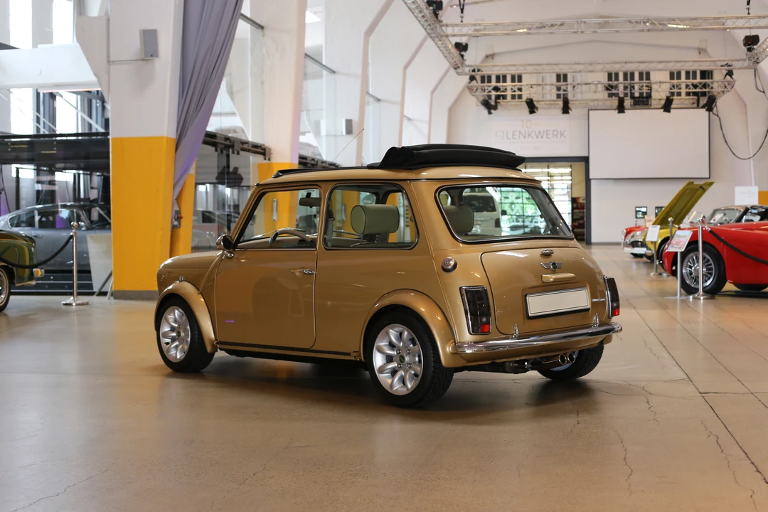 2000 Mini Mini Mark VII - Image 5 of 27