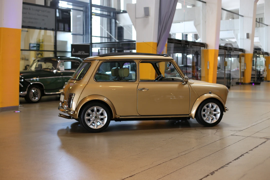 2000 Mini Mini Mark VII - Image 3 of 27