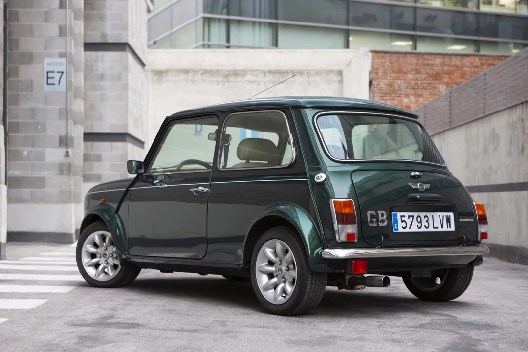 2000 Mini Mini Mark VII - Image 3 of 31